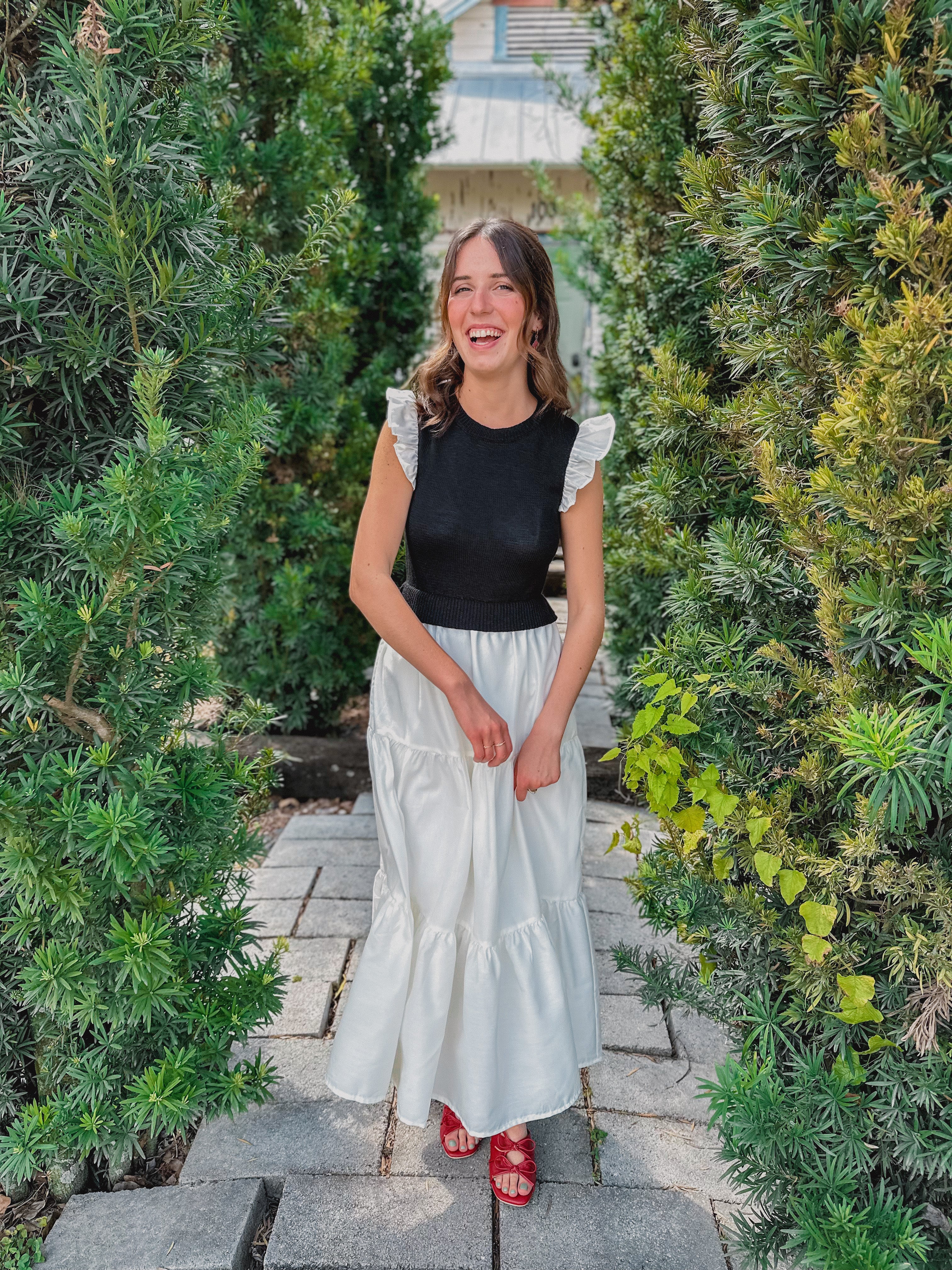 Ember” Black Sweater Vest Midi Dress – Cottage Under the Oaks