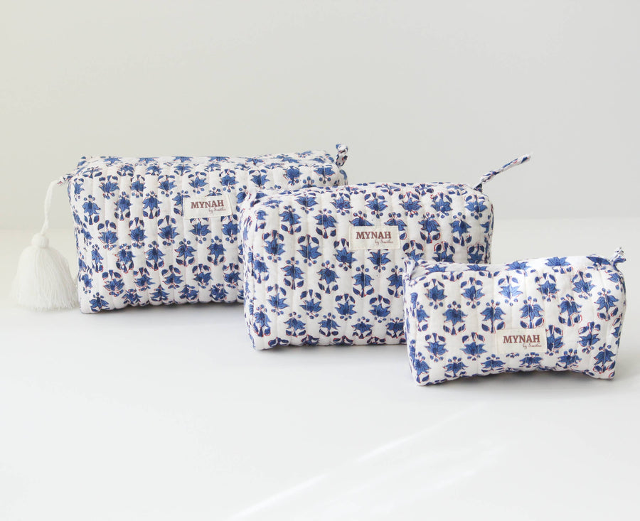 Blue Willow Print Travel Bag