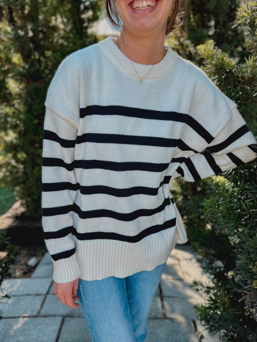 “Sigrid” Striped Pullover Oversize Sweater Blue Willow Collection