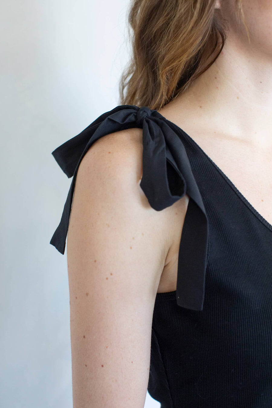 “Jenna” Black Bow Detail Tank Top